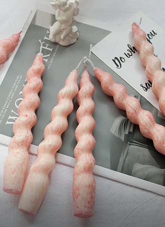 Candele a forma artigianale
